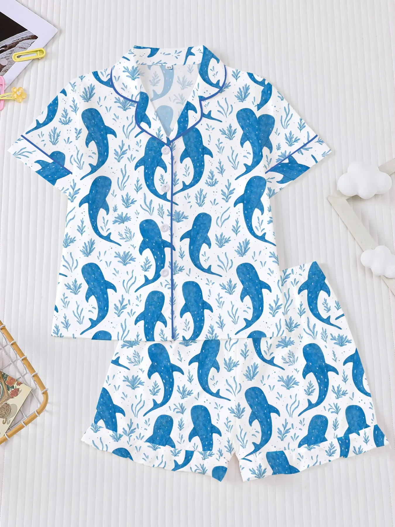 Ocean Whale Shark Print Short Sleeve Pajama Set, Fire Retardant Lapel Top Shirt & Loose Waist Bottom Shorts, Cute Home Wear Loungewear Nightwear, Summer Lounge Set
