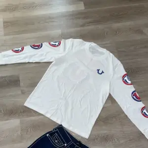 True Religion Long sleeve shirt