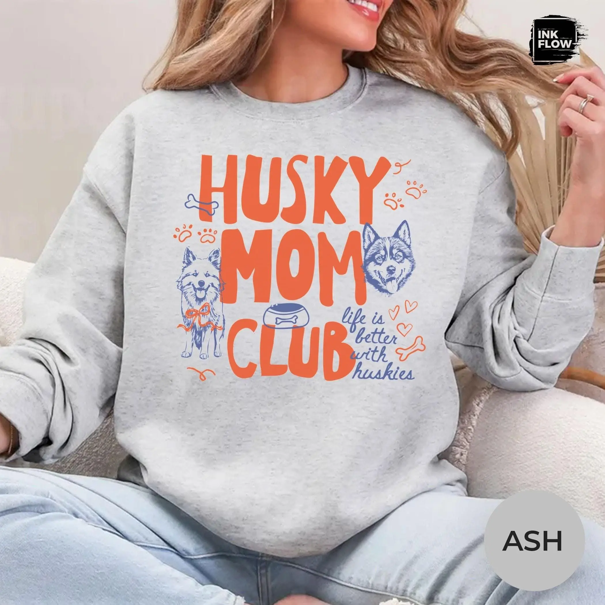 Husky Mom Club T-Shirt, Sweatshirt & Hoodie – Cute Husky Dog Mom