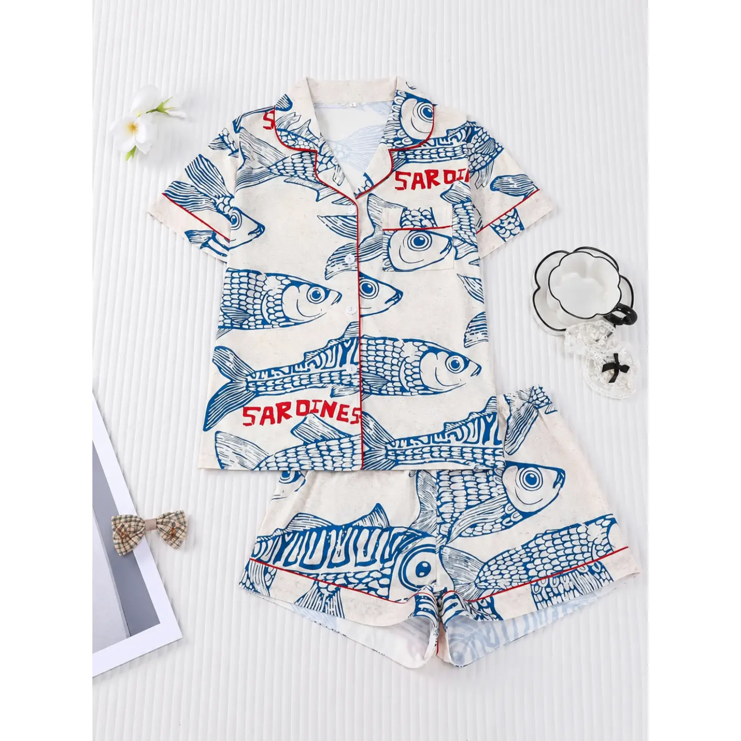 Women's Relaxed Sleepwear Set: Short-Sleeve Button-Up Top with Elastic Shorts, Printed Pajama Loungewear for Home and Daily Comfort