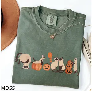 Comfort Colors Siamese Cat Halloween Shirt – Siamese Mom Halloween Tee – Siamese Dad T-Shirt – Halloween Gift for Siamese Cat Lovers