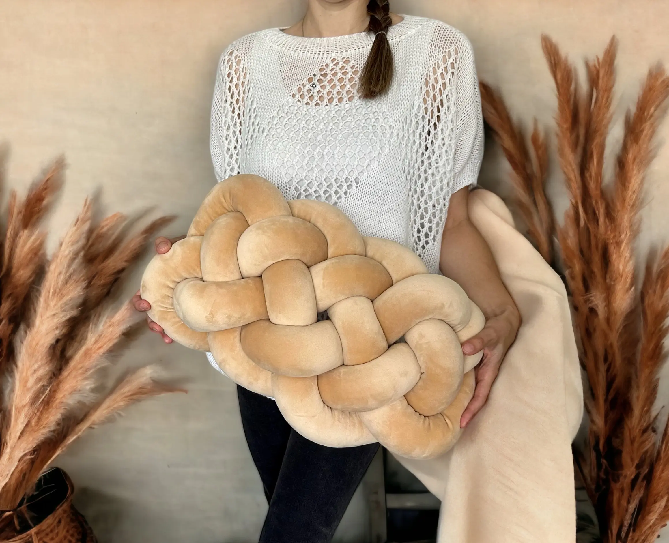 Knot Pillow in Little Cloud shape by SÜF Products, Unique Back Support cushion Handcrafted in USA, Trendy decorative pillow for shabby chic space