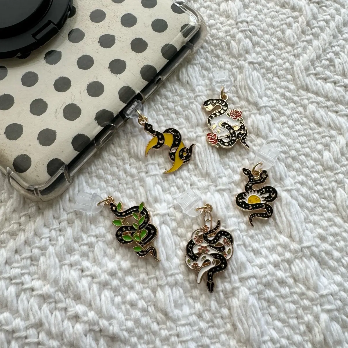 Snake Kindle Charms - Decorative accessories for your Kindle or Phone
