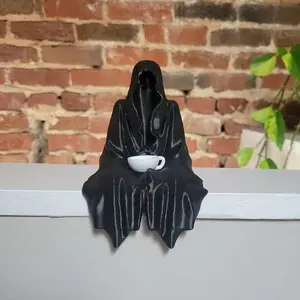 1pc 3D Printed Sitting Ghost Figurine, Home Decor Statue, Collectible Room Decor, Halloween Christmas Gift, New Year Present, Birthday Decoration