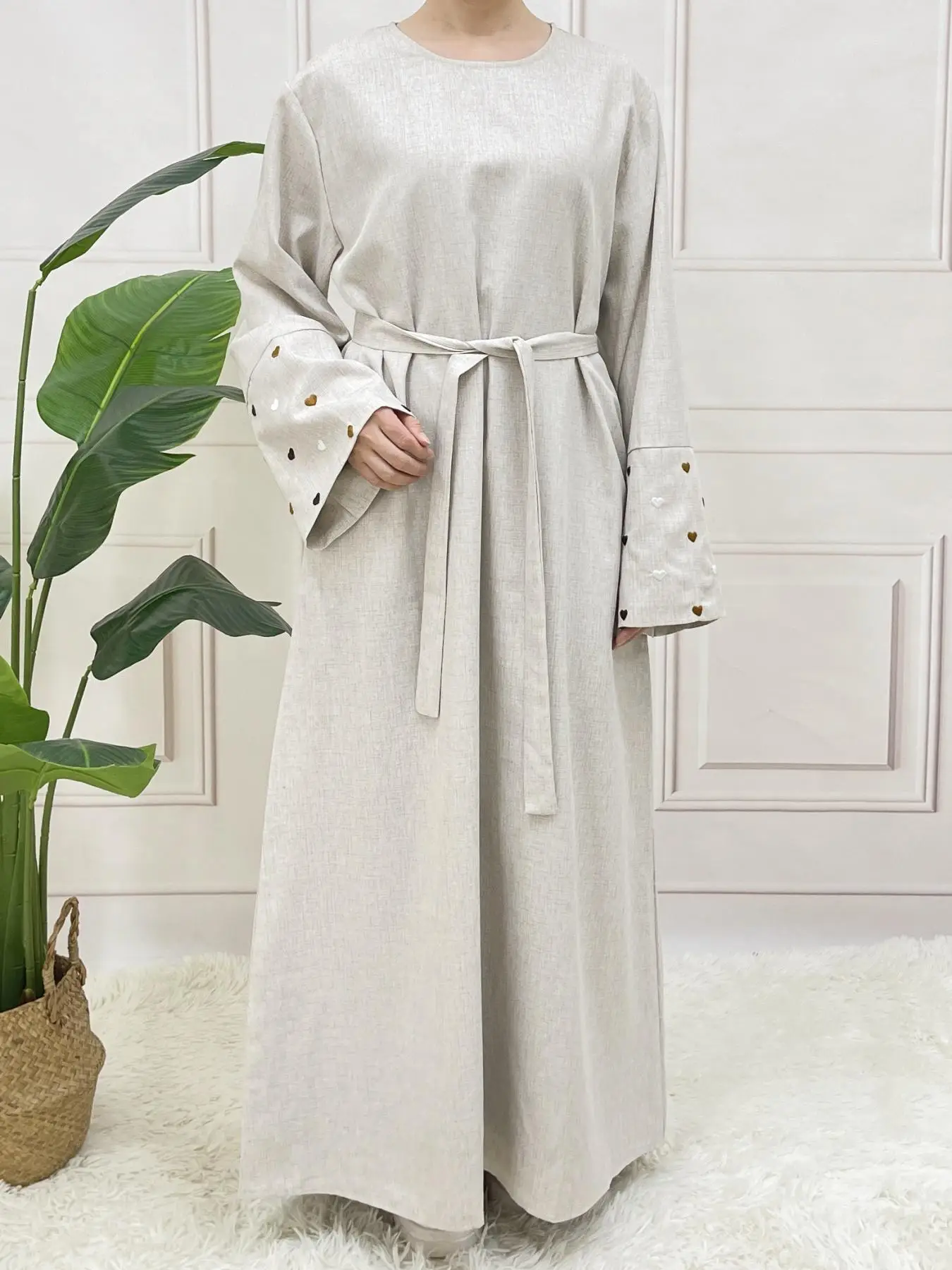 Arabic Clothing-Heart Embroidery Flounce Sleeve Abaya with Waist Belt Design, Casual Long Sleeve Zipper Back Round Neck Long Dress for Women, Women's