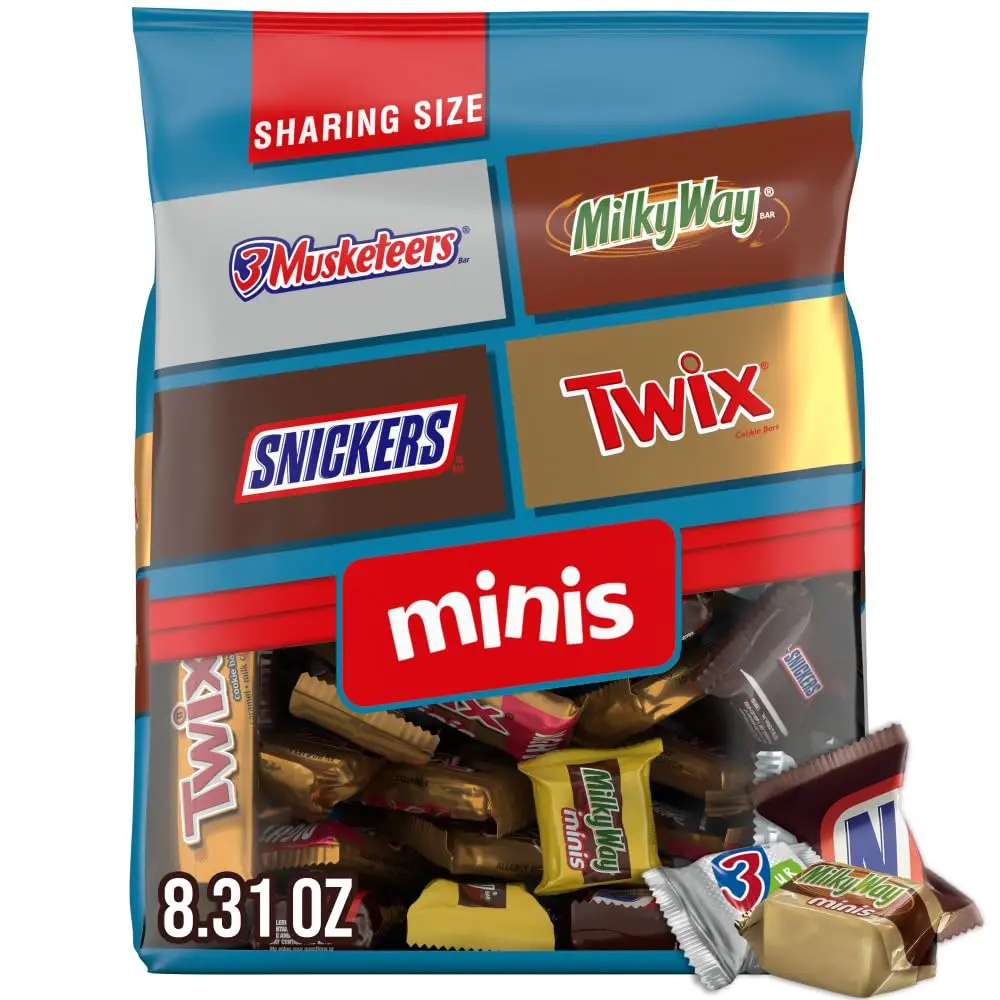 MARS Snickers, Twix, Milky Way & 3 Musketeers Snack Variety Pack - Individually Wrapped Chocolate Bars, Soccer Watch Party Treats, Sharing Size 8.31 Oz Bulk Bag