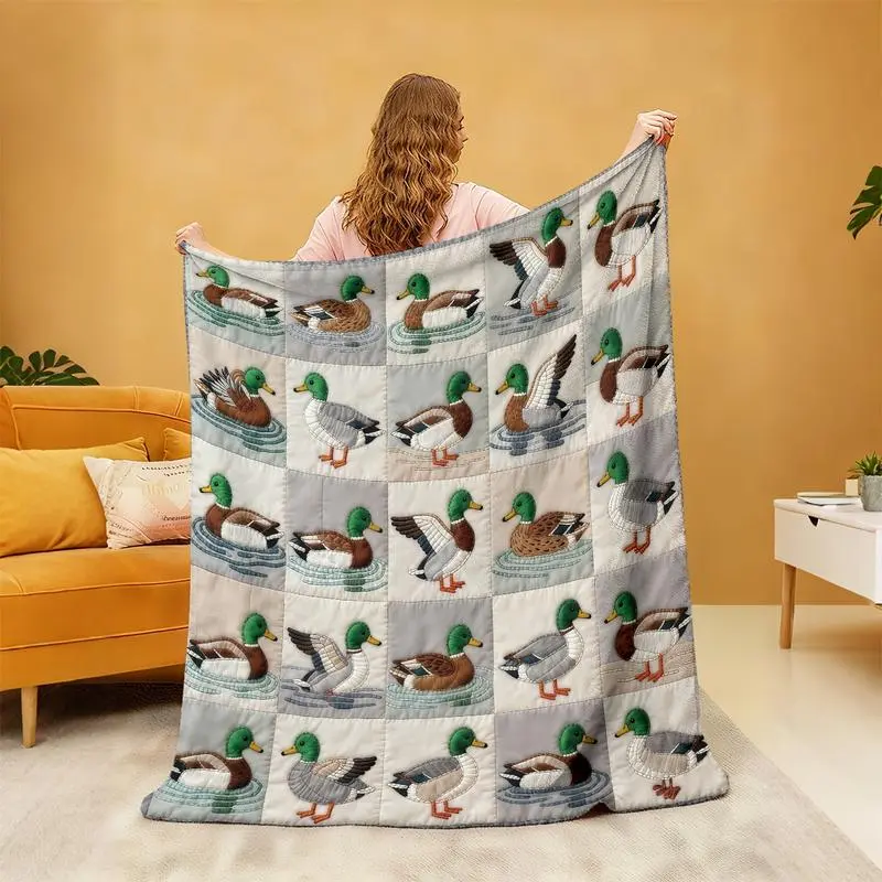 1pc Quilted Flannel Mallard Print Throw - Soft, Warm, Lightweight, Versatile Soft Blankets/Plush Blankets for Sofa,Bed,Decorative Cozy Aesthetic/Warm Aesthetic Decoration All-Season Gift
