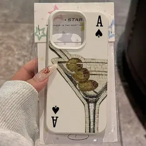 Apple phone case for iPhone 17/17Pro/17Promax/16/16Plus/16Pro/16ProMax/15/15Plus/15ProMax/14/13/12/11, anti-drop and shock-absorbing, provides comprehensive protection for the phone. Features a gentle lychee pattern with a candy-colored poker card design