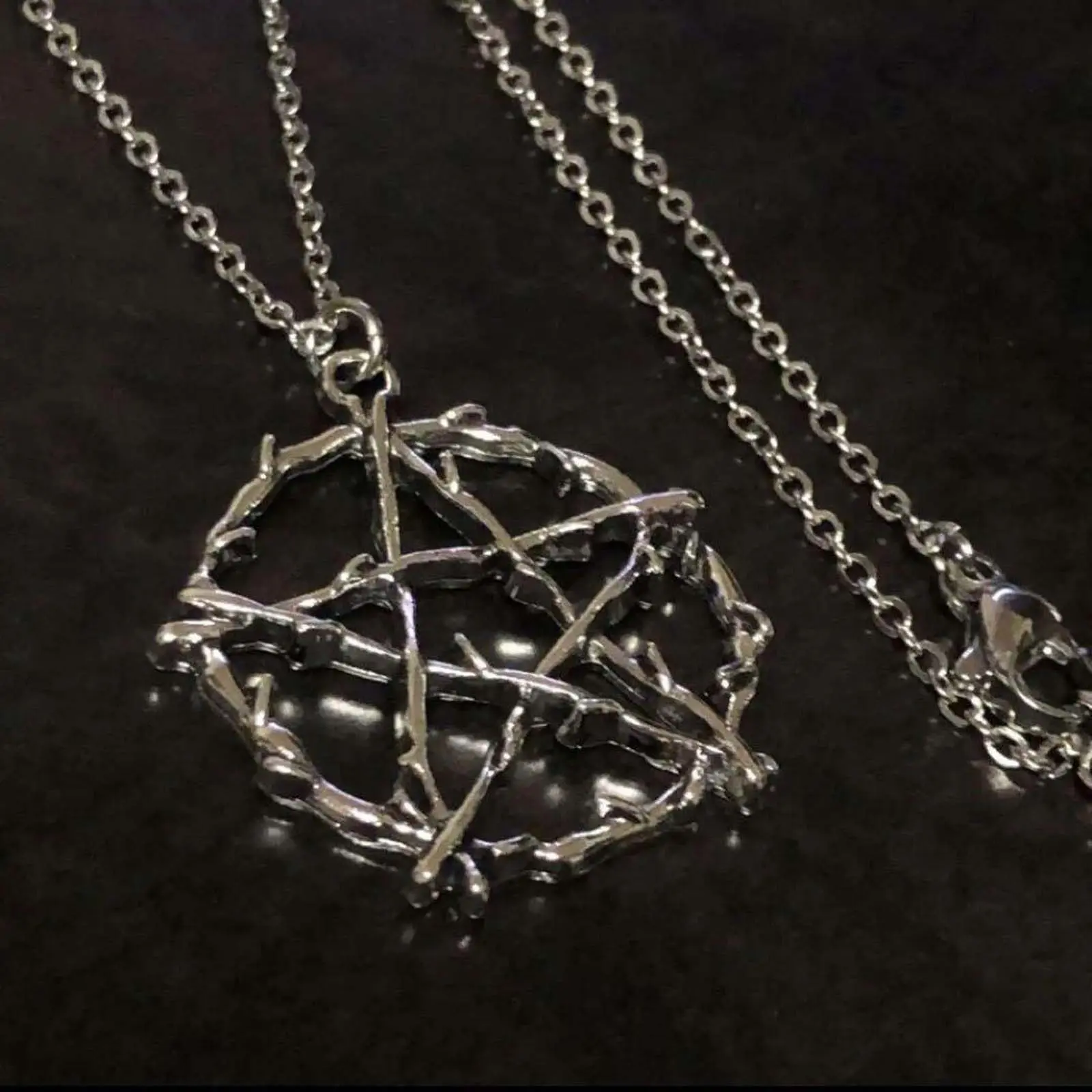 Unisex Gothic Pentagram Pendant Necklace - Polished Metal Coating, Sturdy Chain, Protective Symbol, Punk Accessories, Adult Fashion Jewelry for Individuality, Ideal Casual Daily Wear Gift, Metal Coated, Ideal Gift For Daily Wear