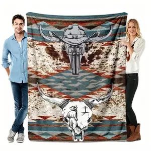 1-Piece Western Cowboy Skull Print Flannel Blanket, Southwestern Aztec Design, Wrinkle-Resistant, Soft & Comfortable, Travel-Ready, Suitable for Sofa Bed Decoration & Gifting, 50"x60"