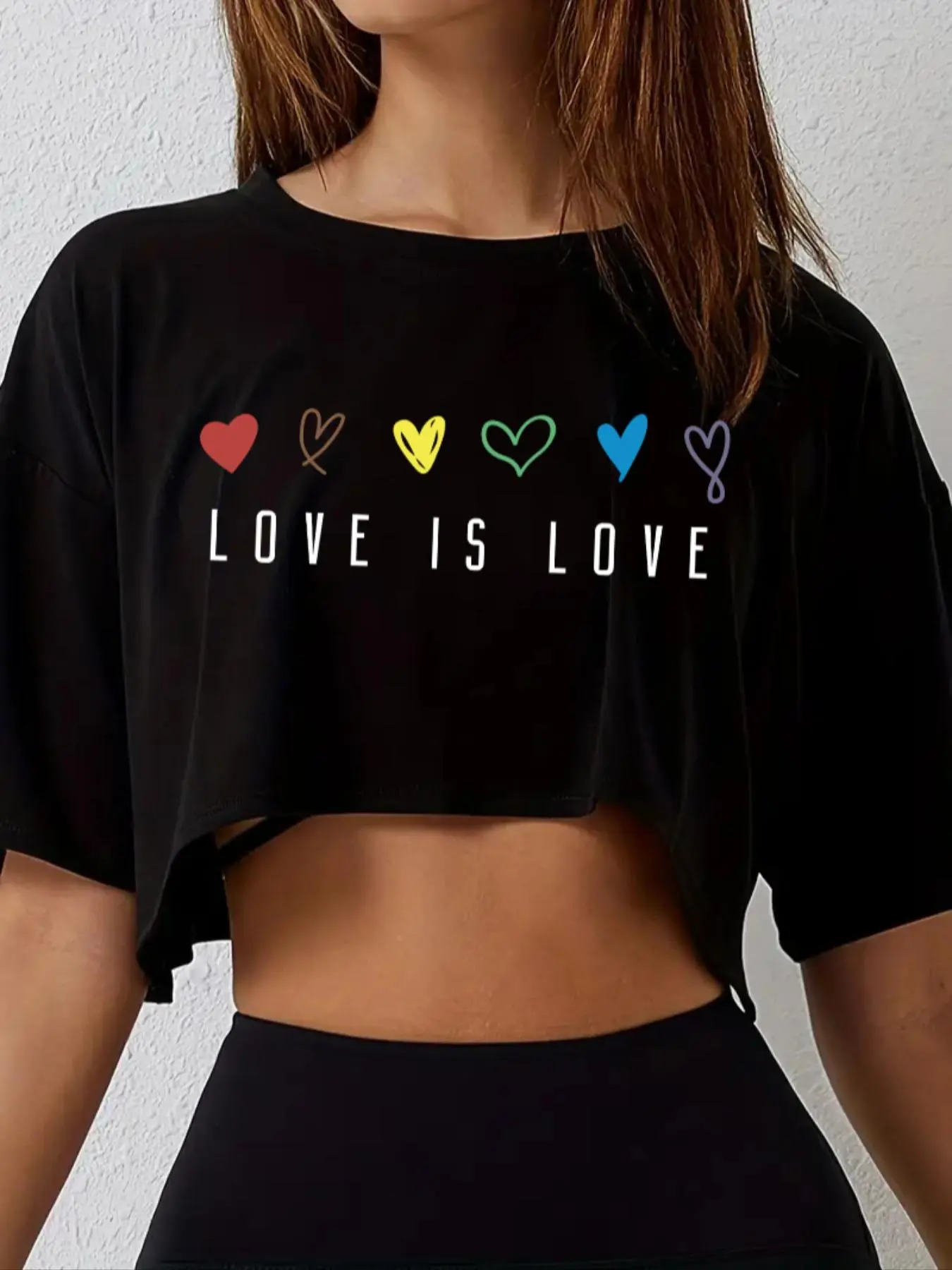 Women's Letter, Heart & Love Print Round Neck Crop Tee, Casual Cropped Tee, Casual Vintage Streetwear Short Sleeve Graphic T-shirt, Summer Clothes Women, for Daily Wear Valentine's Day, gift