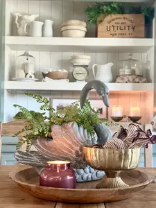 Classic Swan Planter Decorative Garden