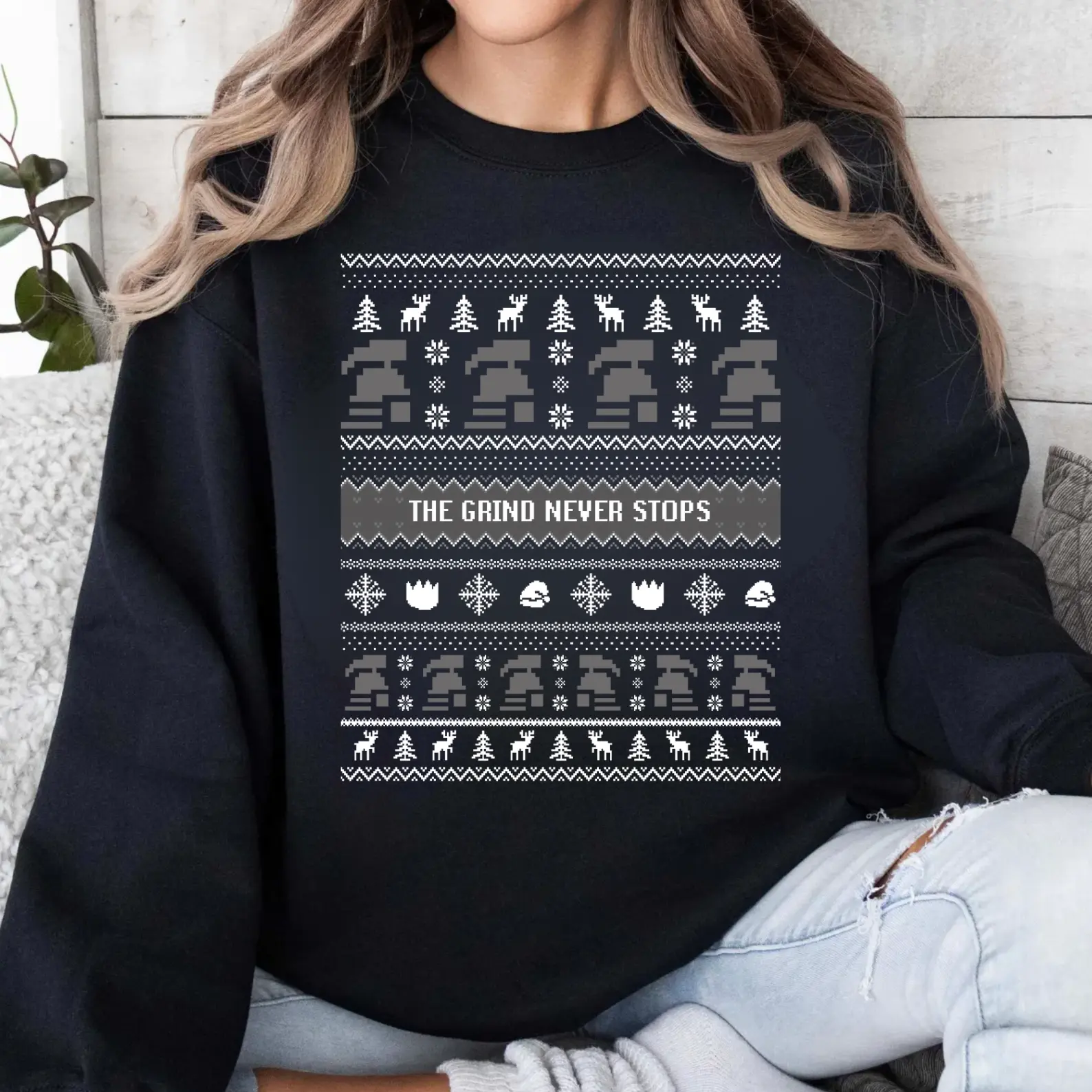 The Grind Never Stops Christmas Sweatshirt, Gamer Holiday Sweater, Funny Gaming Winter Gift, Unisex Crewneck