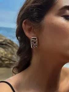 “Classic old money” earrings