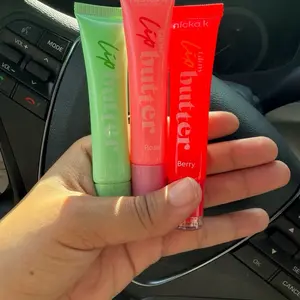 Lip Gloss Bundles - Perfect for Enhancing Your Lip Look with Vibrant Colors and Long-Lasting Shine