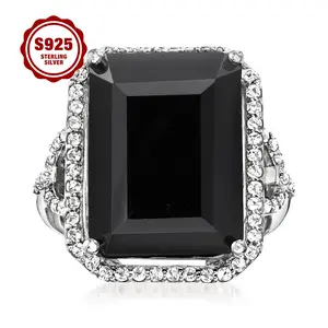 925 sterling silver women's ring, emerald cut cubic zirconia, luxurious design, suitable for daily wear, parties, and outings.
