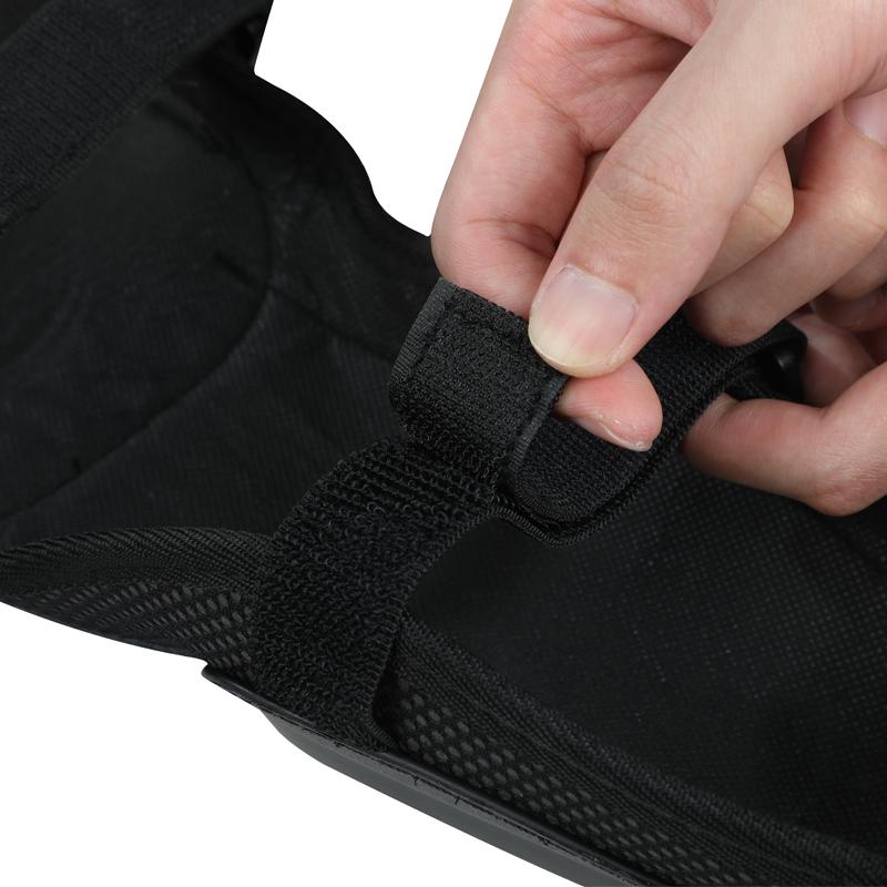 Four-season universal motorcycle riding knee pads, anti-fall and anti-collision breathable leg protectors, wear-resistant protective gear for both men and women in outdoor riding