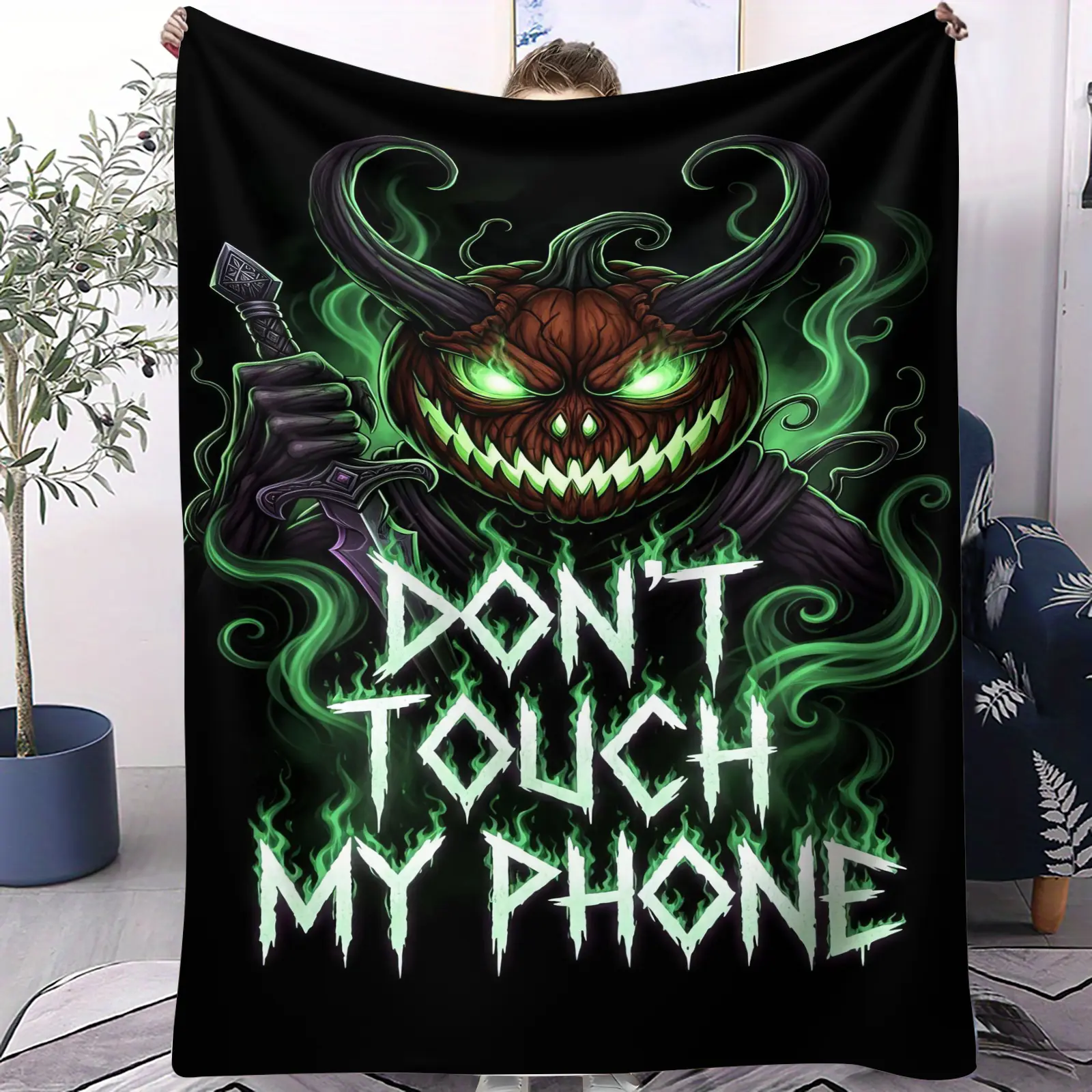 Terrifying Pumpkin Pattern, Don't Touch My Phone, Soft, Warm and Lightweight Plush Blanket, Suitable for Beds, Sofas, Cars, Room Decorations and Gifts, Suitable for Children and Adults, 1 Single-sided Printed Blanket