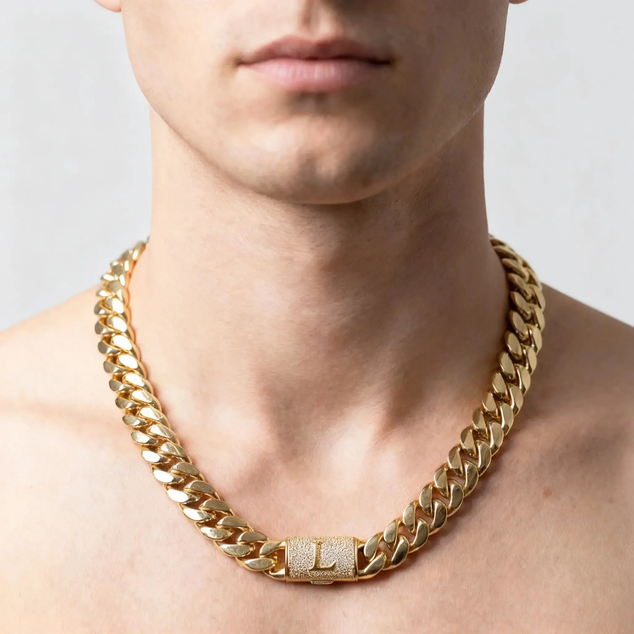 Stainless Steel Cuban Link Necklace - 14mm Width, 18-30in Length, K-Gold Vacuum Nano Plating, Hypoallergenic Exquisite Chain Jewelry, Fashionable Jewelry Accessories, Initial Letter Necklace, Elegant Gift Box Included, Stylish Accessory for TikTok Shop