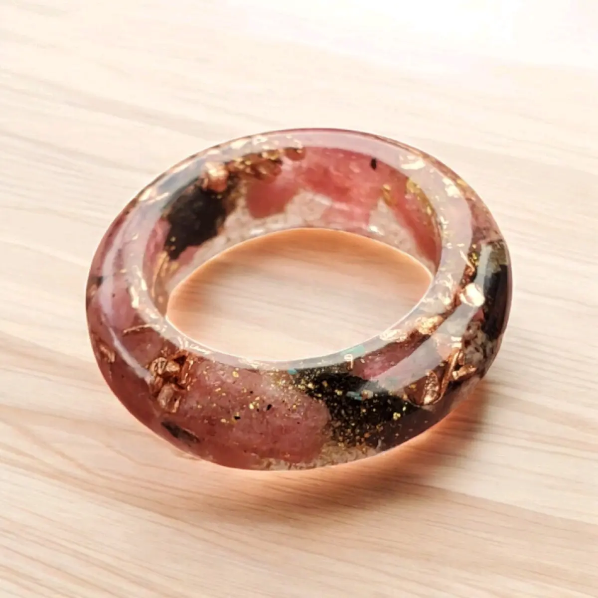 Solyorgon Unisex EMF Shielding Orgonite Energy Crystal Hoop Ring for Daily Use, Energy Crystal Ring