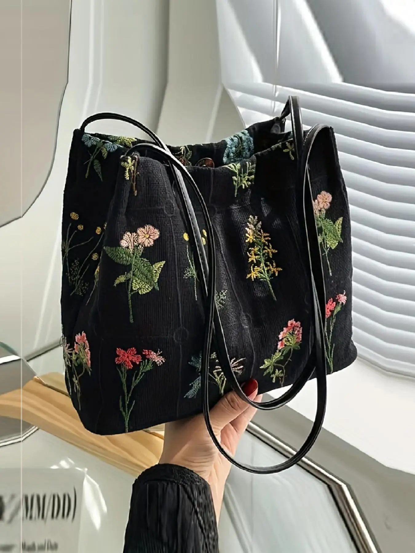 National Day Offers Random Floral Embroidered Canvas Shoulder Bag, Fashionable Large Capacity Tote Bag For Women, Trendy Women's Shopping Bag, Canvas Bags, Boho Bag, Handbag Shoulder Bag