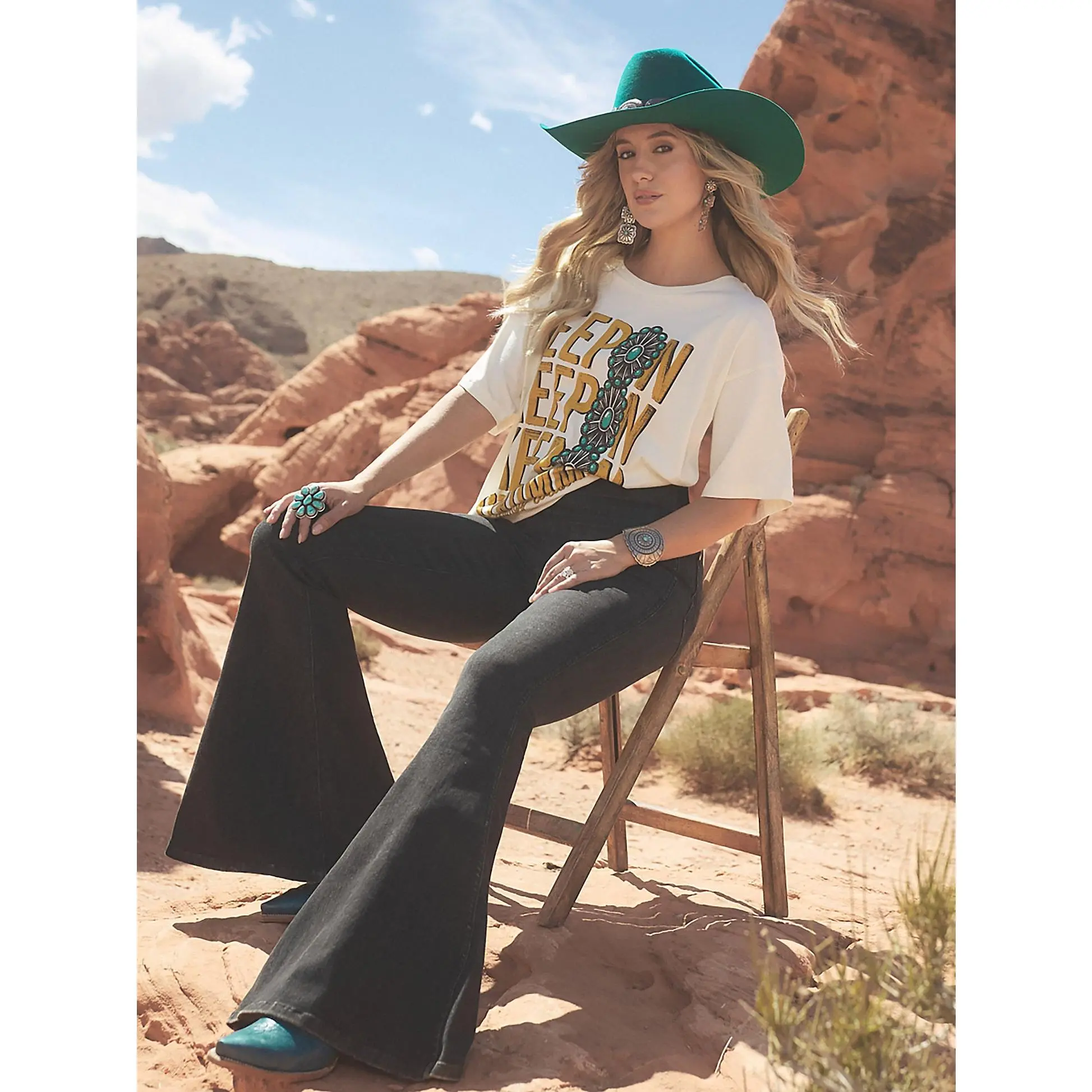 Wrangler Lainey Wilson Pull On Bell Black, Fit, Embroidered, Bottom, Denim, Casual, Slim, Jeans, Celebrate Curves, Flared, 30X34, Flattering And Fabulous, High Waist, Logo Patch
