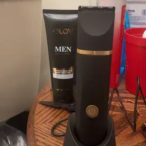 [FathersDayGift] OLOV Anti-Nick Body & Ball Trimmer - Safe Ceramic Blade Groomer for Men