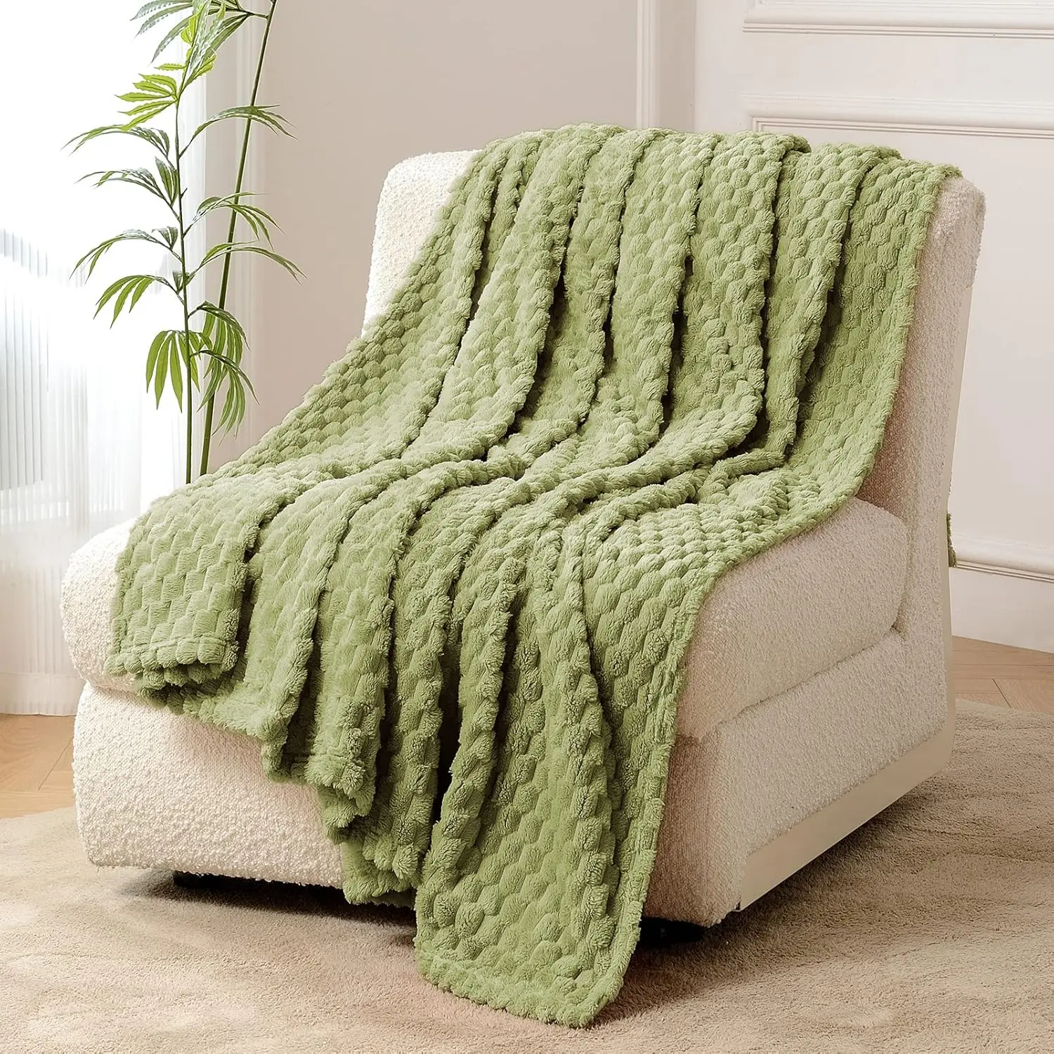 Bagged Rustic Microfibre Oversized King Seamless Blanket - 120in x 120in (10ft x 10ft), Wrinkle-Resistant, Durable, Fade-Resistant, Ultra-Plush Soft Fuzzy, Geometric Weave, Machine Washable, for Couch, Great Birthday Gift for Grandmother, Light Yellow