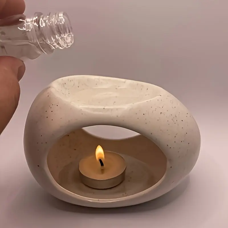 Halloween Christmas Egg-Shaped Candlestick Round Ceramic Aromatherapy Candle Lamp