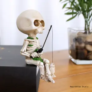 Halloween Fishing Skeleton Resin Figurine - Fishing Skull Ornament for Spooky Atmosphere, Indoor-Outdoor Decor, Camping Hiking Hammock Accent