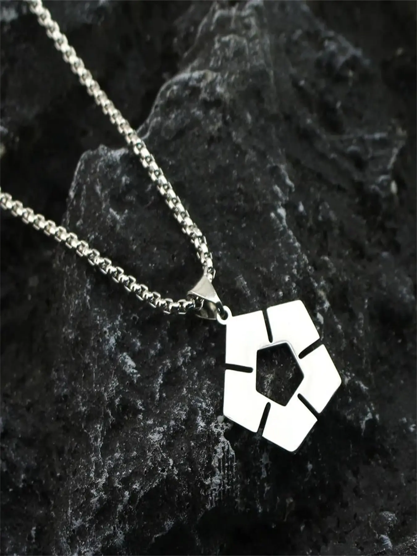Blue Prison Anime Merchandise, Hexagonal Logo Geometric Pendant Necklace, Minimalist Necklaces, Trendy Unique Couple Jewelry, Personalized Durable Fashion Accessory