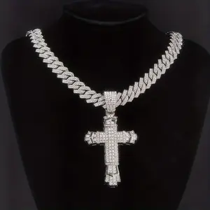 1pc Fashion Large Cross Pendant Cuban Necklace - Unisex Pendant - 14mm Miami Cuban Chain, Elegant Design, Perfect Holiday Gift for Him/Her Jewelry Accessories
