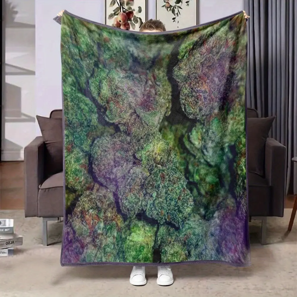 Weed Psychedelic Mist Rainbow Blue Dream and Purple Kush Flower Bud Printed Skin Friendly Soft Flannel Blanket Room Decoration Bed Blanket Sofa Blanket Suitable for Teenagers and Adults