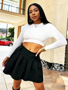 Spicy Baddie High-Waisted Khaki Houndstooth Pleated Mini Skirt Retro Preppy High-Waisted Khaki Houndstooth Pleated Mini Skirt  Chic Casual Daily High-Waisted Khaki Houndstooth Pleated Mini Skirt