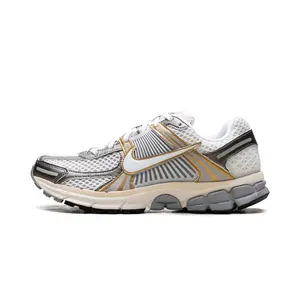 Zoom Vomero 5 "Platinum Tint Metallic Gold" HJ7247 099