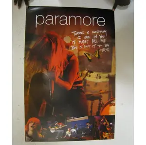 Graphic Paramore Live Butterfly Poster - Frame Not Included