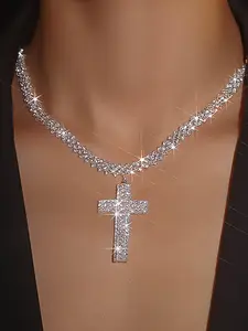 Full Rhinestone Decorated Cross Pendant Necklace for Women, Cross Chain Design, Elegant Rhinestone Necklace, Fashion Jewelry for Party, Daily Clothing Decor, Trendy All-match & Exquisite Jewelry for Birthday Gift, Cross Necklaces