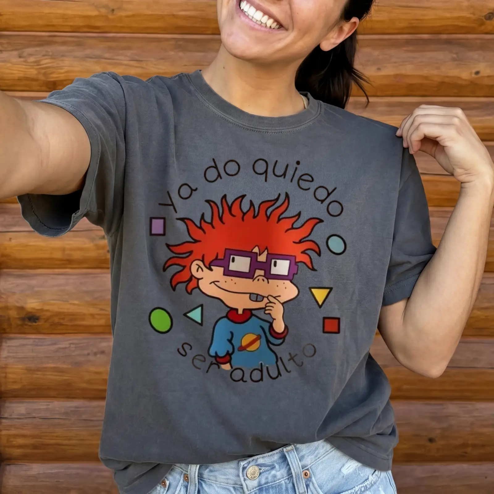 Comfort Colors Women's Plus Size Vintage Crewneck Graphic Tee - Chuckie Rugrats "Ya No Quiero Ser Adulto" Oversized Cotton Fabric Top, Soft Breathable Casual 90s Nostalgia Womenswear