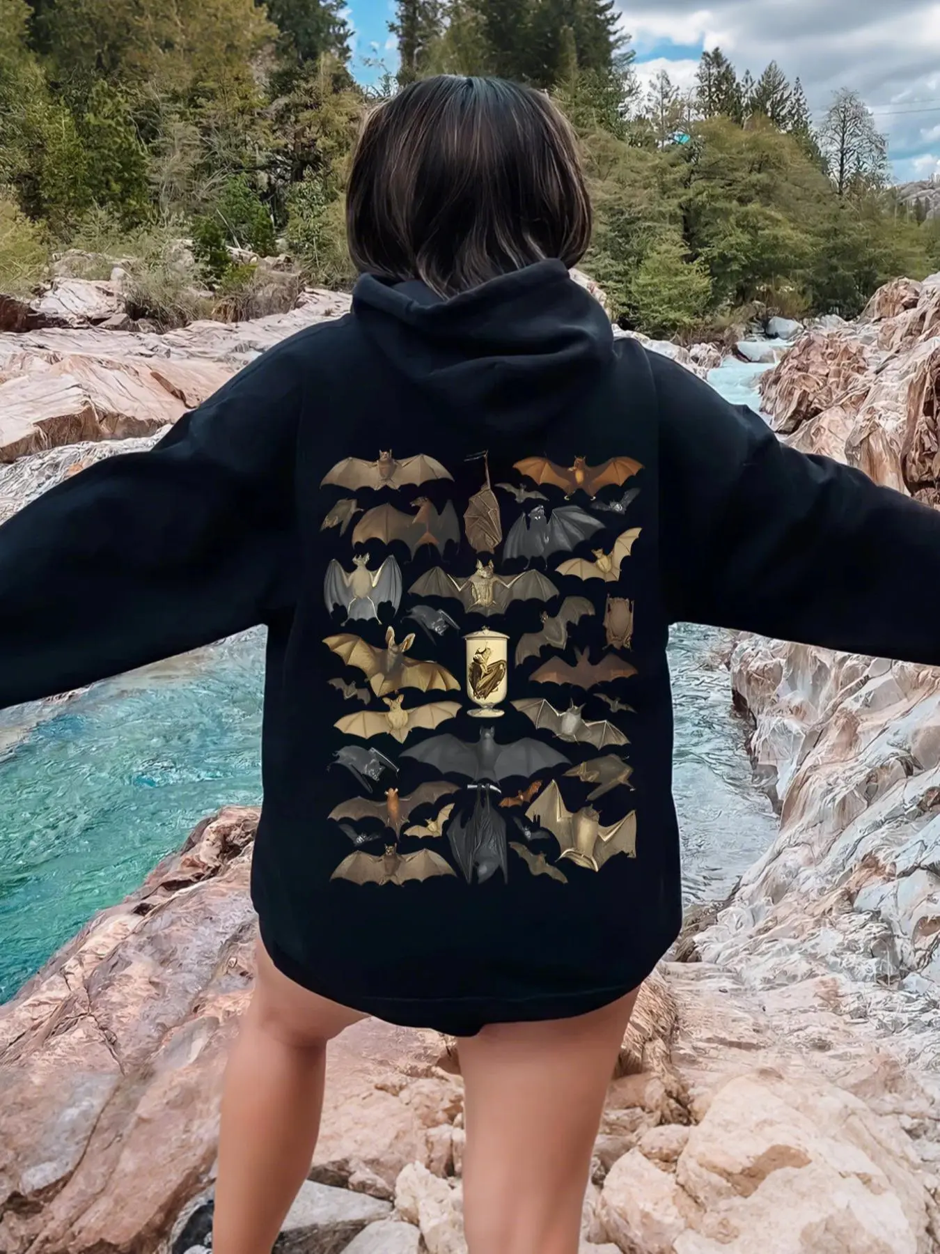 Women's Vintage Bat Graphic Hoodie, Gothic Printed Hoodie, Casual Gothic Long Sleeve Hooded Sweatshirt for Fall & Winter, Women's Clothes for Daily Wear