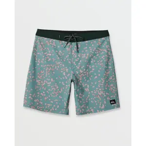 Quiksilver | Surfsilk Straight Leg 19" Boardshorts | Men's SURFSILK Performance Fabric 4-Way Stretch | Surf & Swim