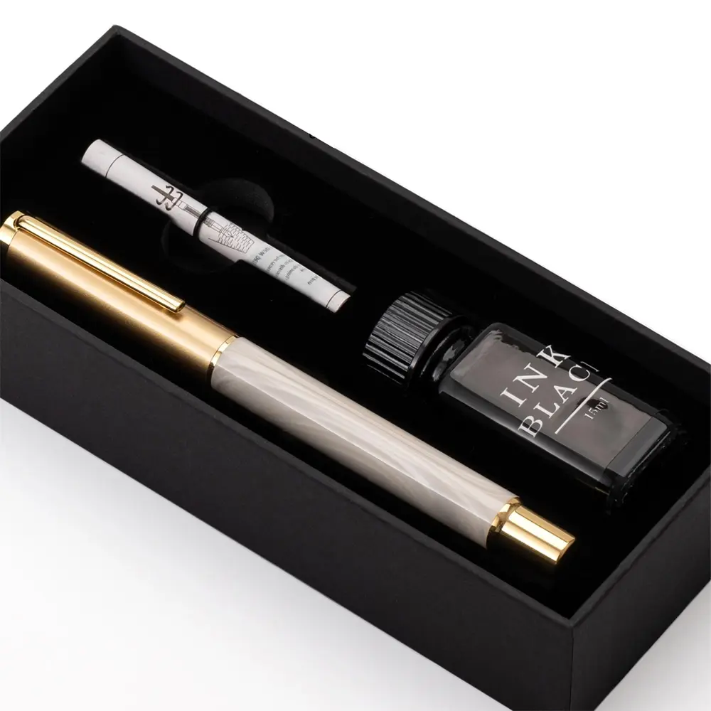 Premium Fountain Pen Gift Set — A Creative Business & Office Stationery Signature Pen Gift. This portable set includes a fountain pen and a 15ml bottle of ink, serving as a professional tool for calligraphy practice and signing.