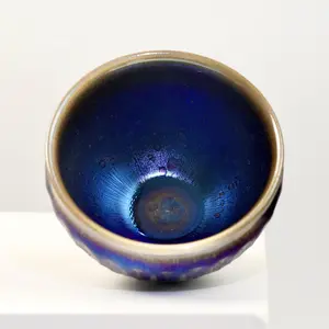 【Jian Zhan Tea Cup by Master WangLiqin】– Handcrafted iridescent Tenmoku Glaze with Chiseled Texture | Traditional Tenmoku Style | Unique Oil-Spot Effect | Gongfu Tea Bowl | Tenmoku Teacup | Collectible Teacup Gift