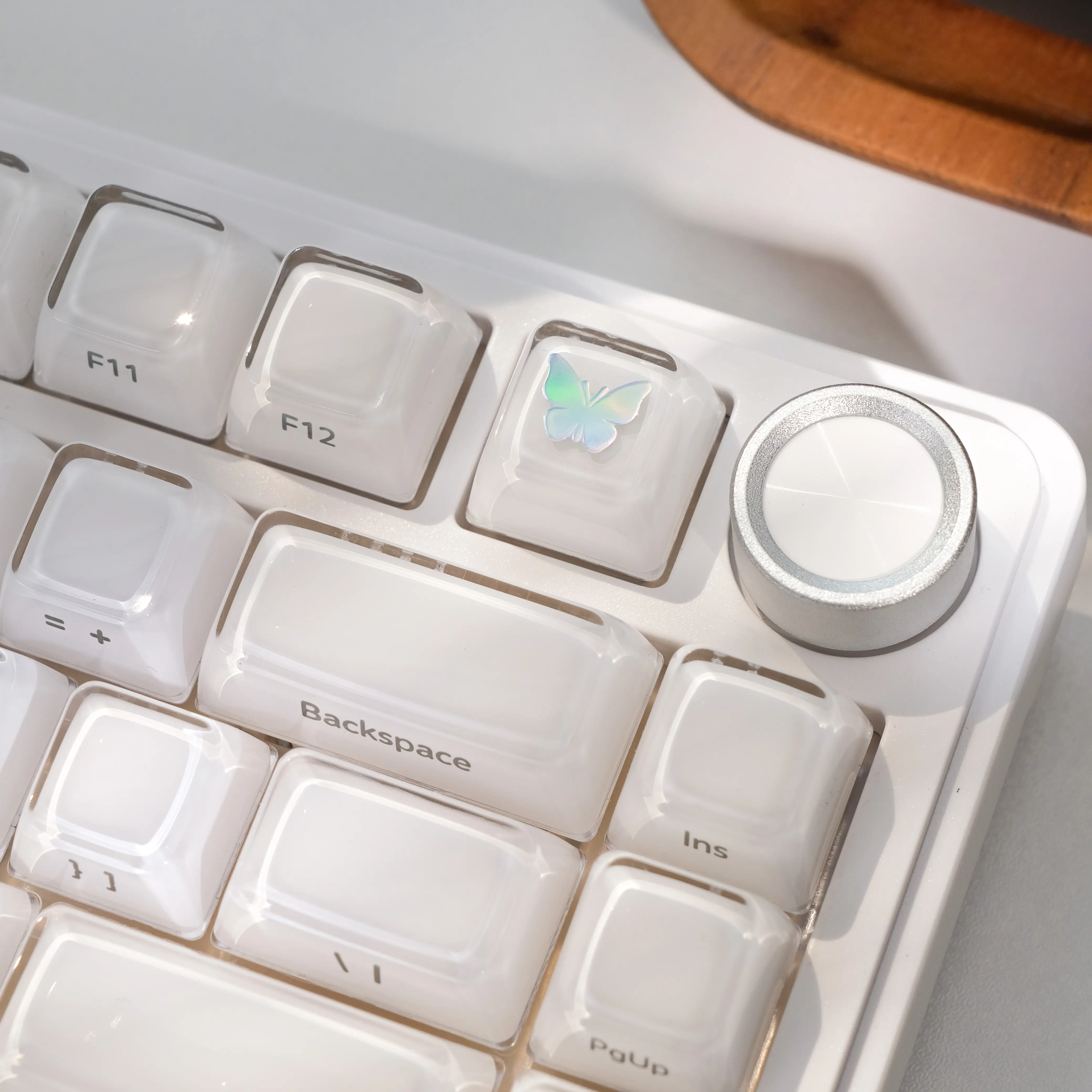 DigAura Crystal Jelly 2.0 Translucent Side Double-Shot Print MDA Profile Keycap Set, 122-Key, ANSI Layout, Compatible with Cherry Profile MX Switches, Shine-Through (Keycaps Only, No Keyboard Included)