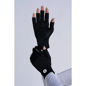 Unisex MaxShield Multi-Sport Fingerless Gloves | Black