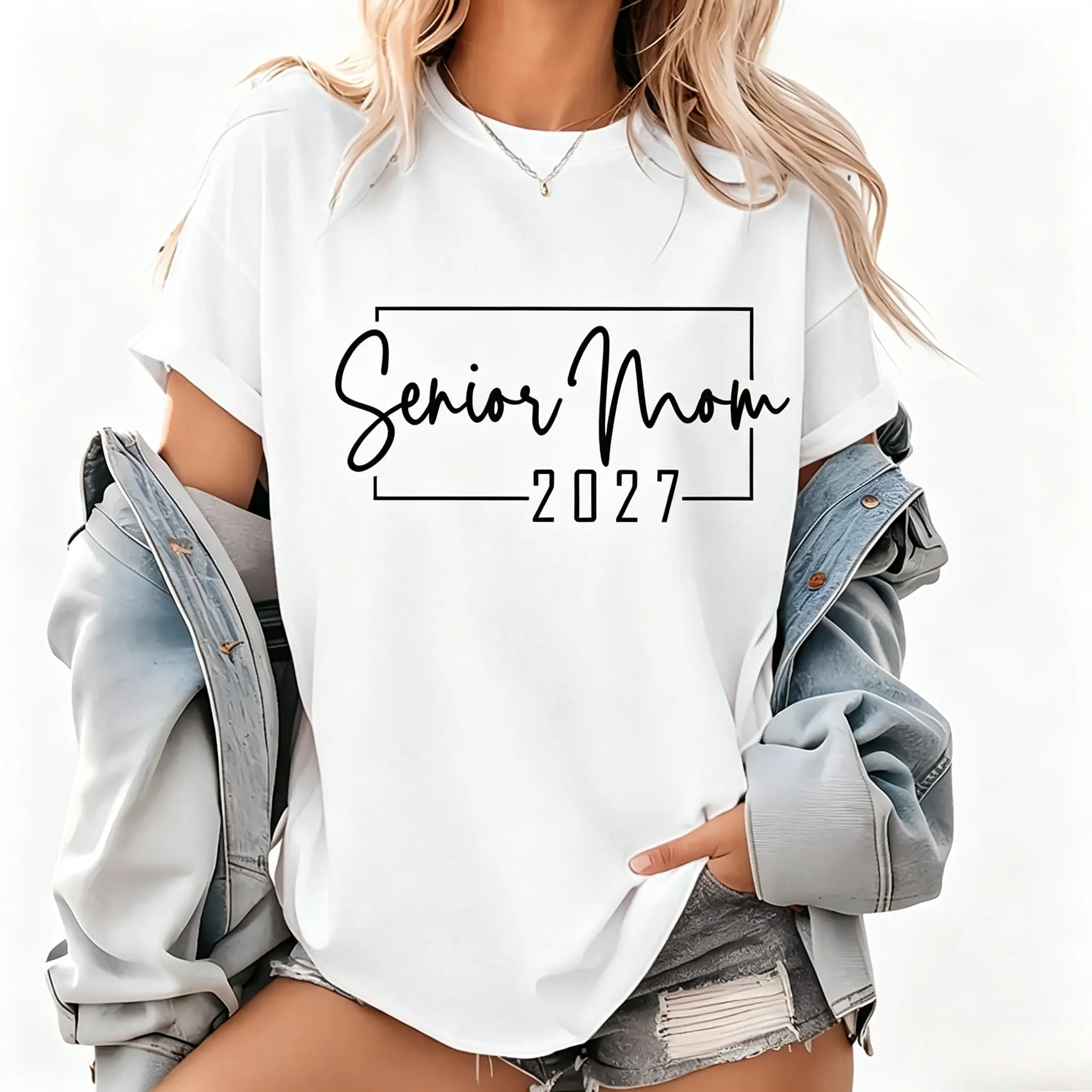 T-Shirt Senior Mom 2027 Shirt, Class of 2027 Shirt, Senior Graduate Shirt, College Senior Shirt