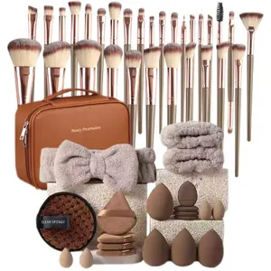 Professional Makeup Brush Set, 7-Piece Cosmetic Tool Kit, Includes Foundation Sponge & Blending Puff, Ideal Gift for Women, Daily Use Essentials, Makeup Brushes Kits