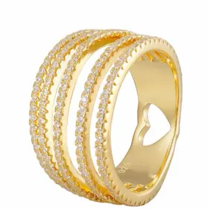 Gold Stacked Diamond Band - Elegant Design for Everyday Wear