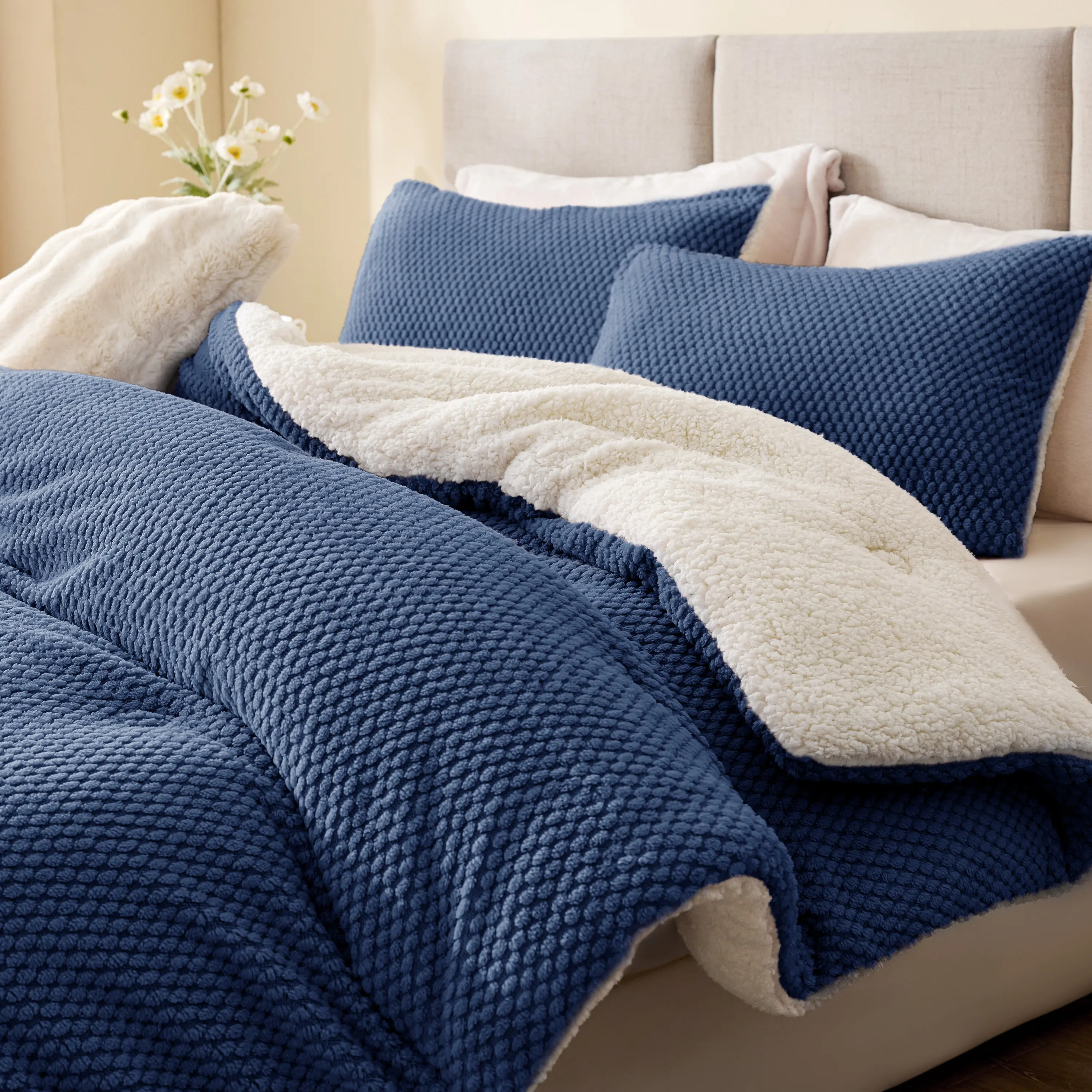 Plaid Tafu Fluffy Comforter Set  - Super Soft Sherpa Fur Comforter , Fleece Bedding Set, Winter Warm Bed Set,Comforter with Pillowcase