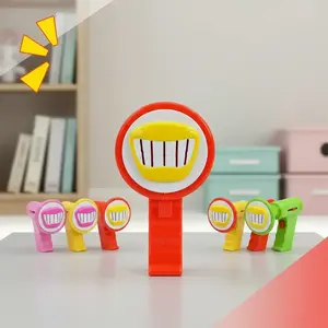 Mini Voice Changer Toy, 1 Count Cosplay Voice Speaker with 6 Sound Effects, Handheld Portable Round Loudspeaker Megaphone Trick Joke Toy for Kids