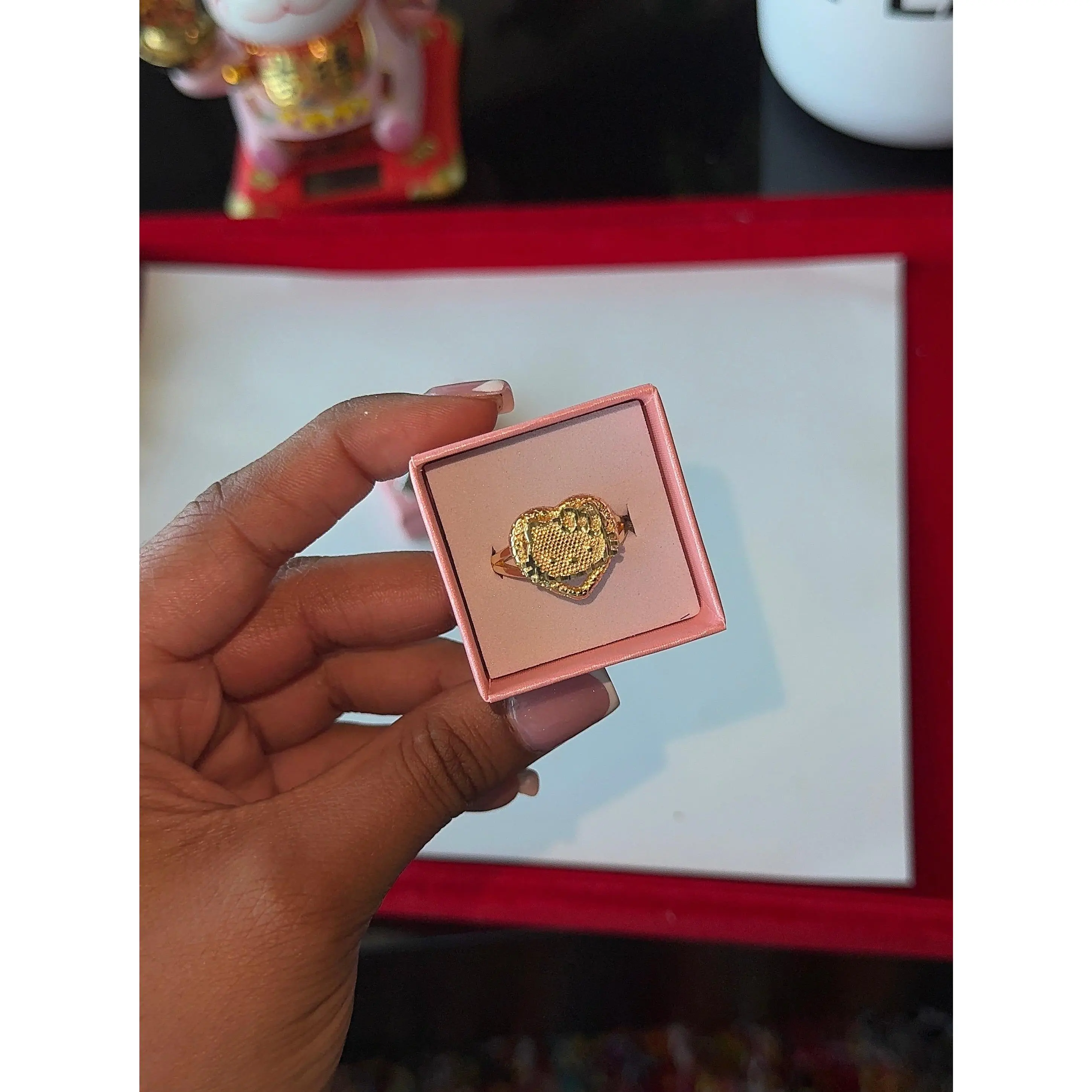 18K HK Wire Heart Ring